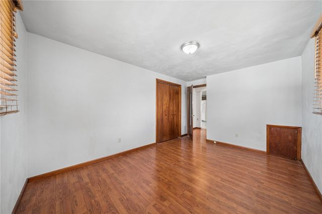 942 Shadycrest Rd, Beechview, PA 15216