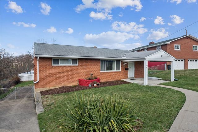 942 Shadycrest Rd, Beechview, PA 15216