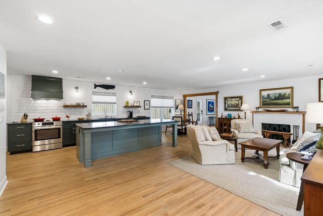 423 Kershaw Place SE, Aiken, SC 29801