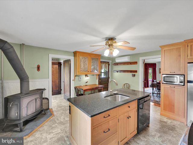 1989 FAIR RD, Schuylkill Haven, PA 17972