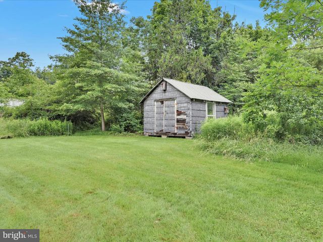 1989 FAIR RD, Schuylkill Haven, PA 17972