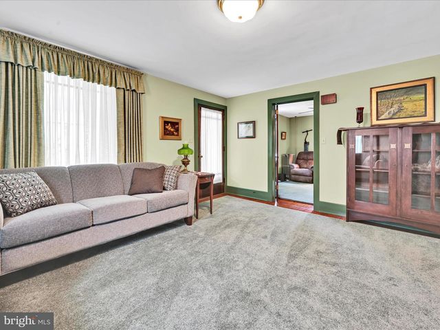 1989 FAIR RD, Schuylkill Haven, PA 17972