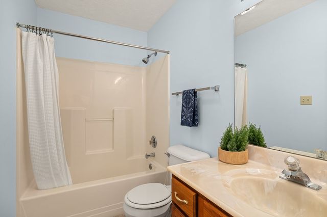 872 Red Oak Trail, Mansfield, OH 44904