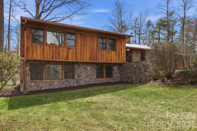 100 Ashton Lane, Brevard, NC 28712