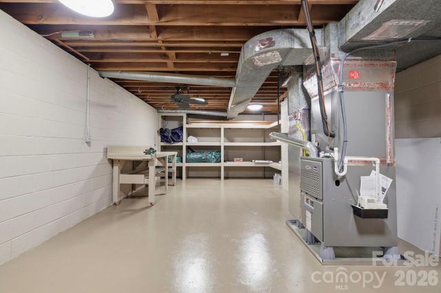 100 Ashton Lane, Brevard, NC 28712