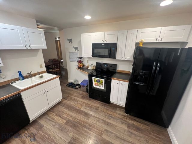 325 S Railroad Avenue, Dillon, MT 59725