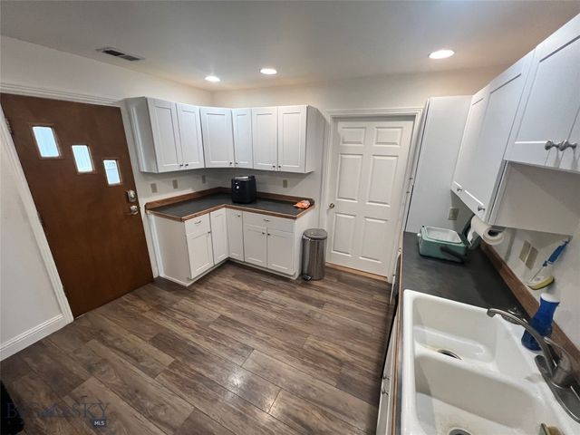 325 S Railroad Avenue, Dillon, MT 59725