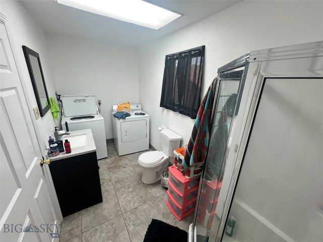 325 S Railroad Avenue, Dillon, MT 59725