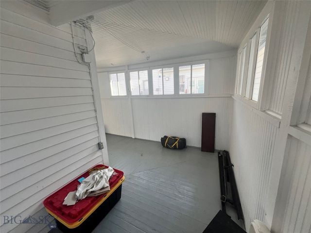 325 S Railroad Avenue, Dillon, MT 59725