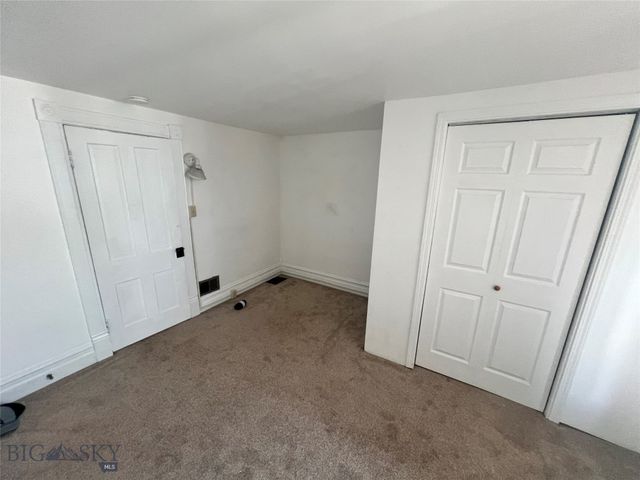 325 S Railroad Avenue, Dillon, MT 59725