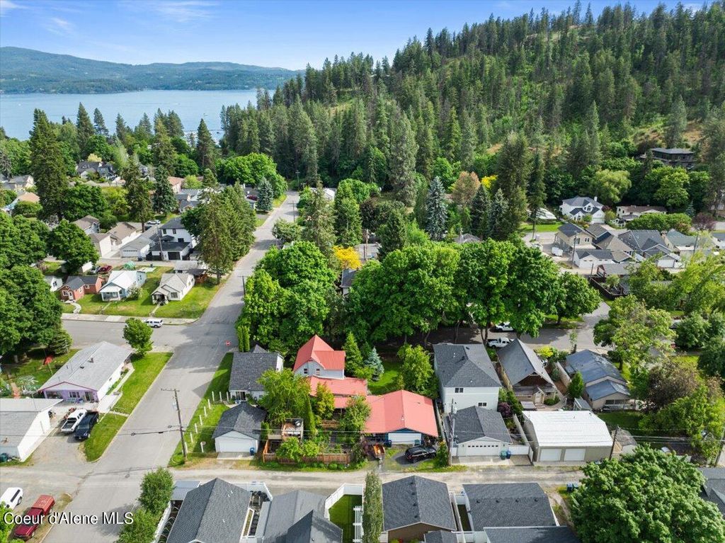 917 E YOUNG AVE, Coeur D'alene, ID 83814