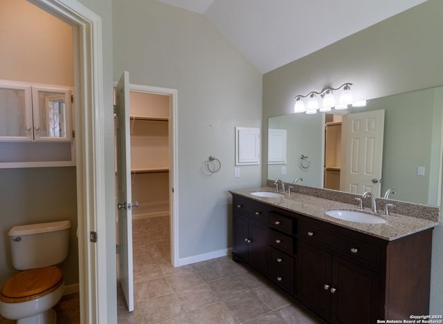 716 Broadleaf, Schertz, TX 78154