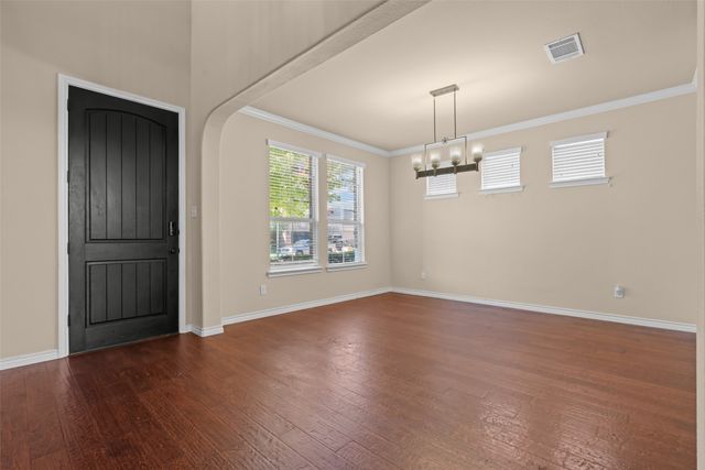 1305 Realoaks Drive, Fort Worth, TX 76131