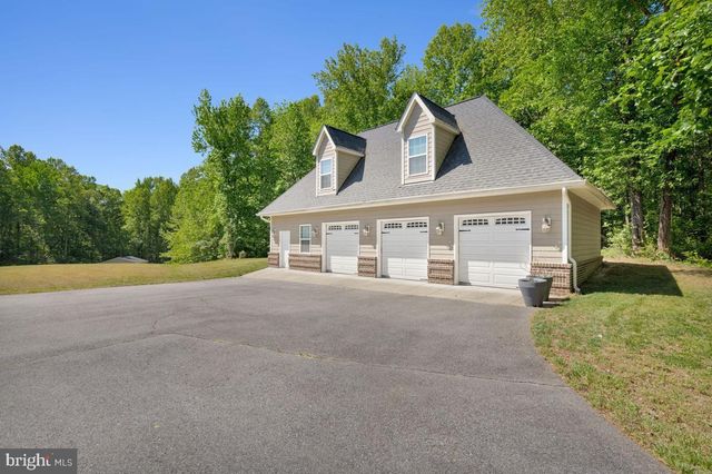 7205 S FLINT HILL RD S, Owings, MD 20736