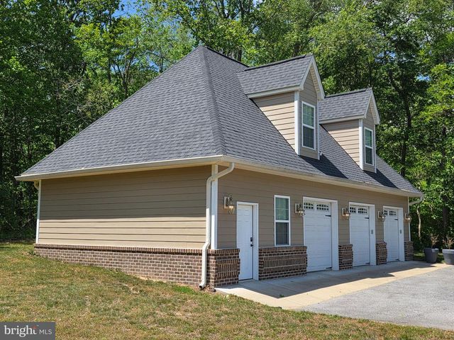 7205 S FLINT HILL RD S, Owings, MD 20736