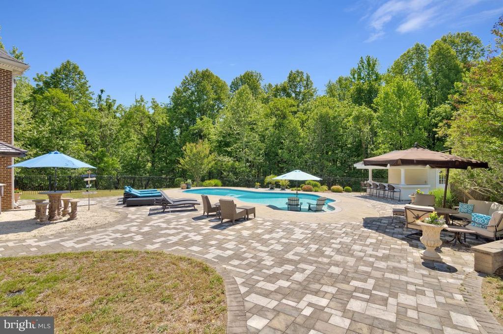 Image 106 of property listing at 7205 S FLINT HILL RD S, Owings, MD 20736