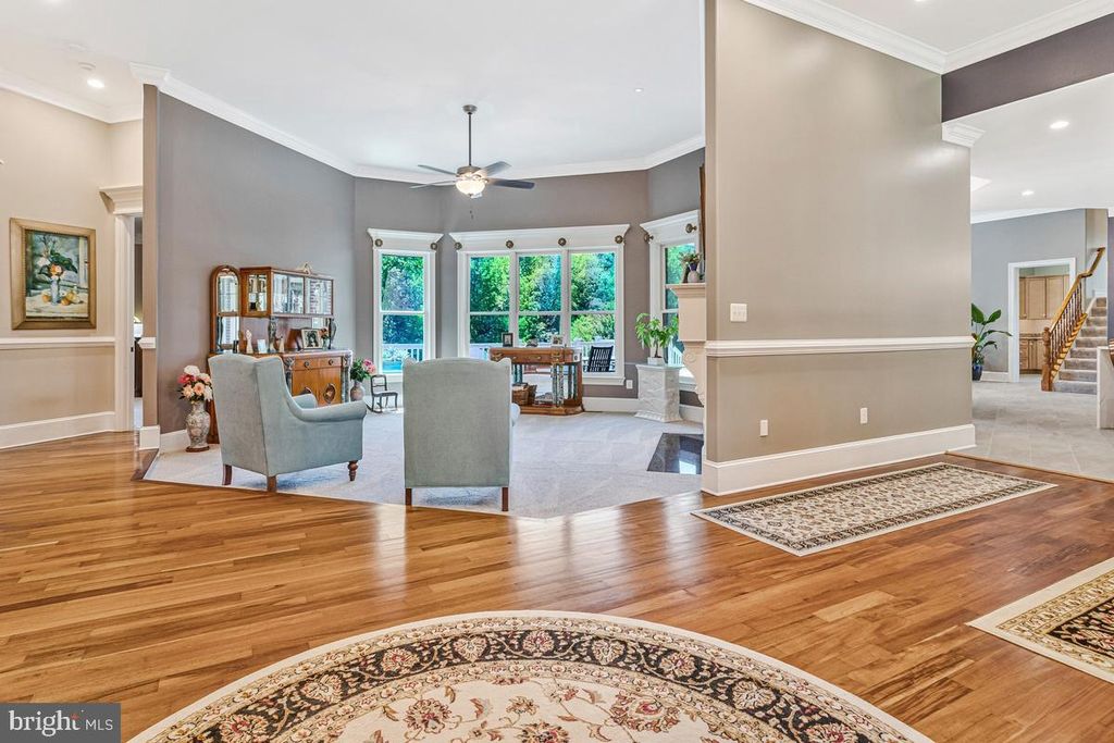 Image 34 of property listing at 7205 S FLINT HILL RD S, Owings, MD 20736
