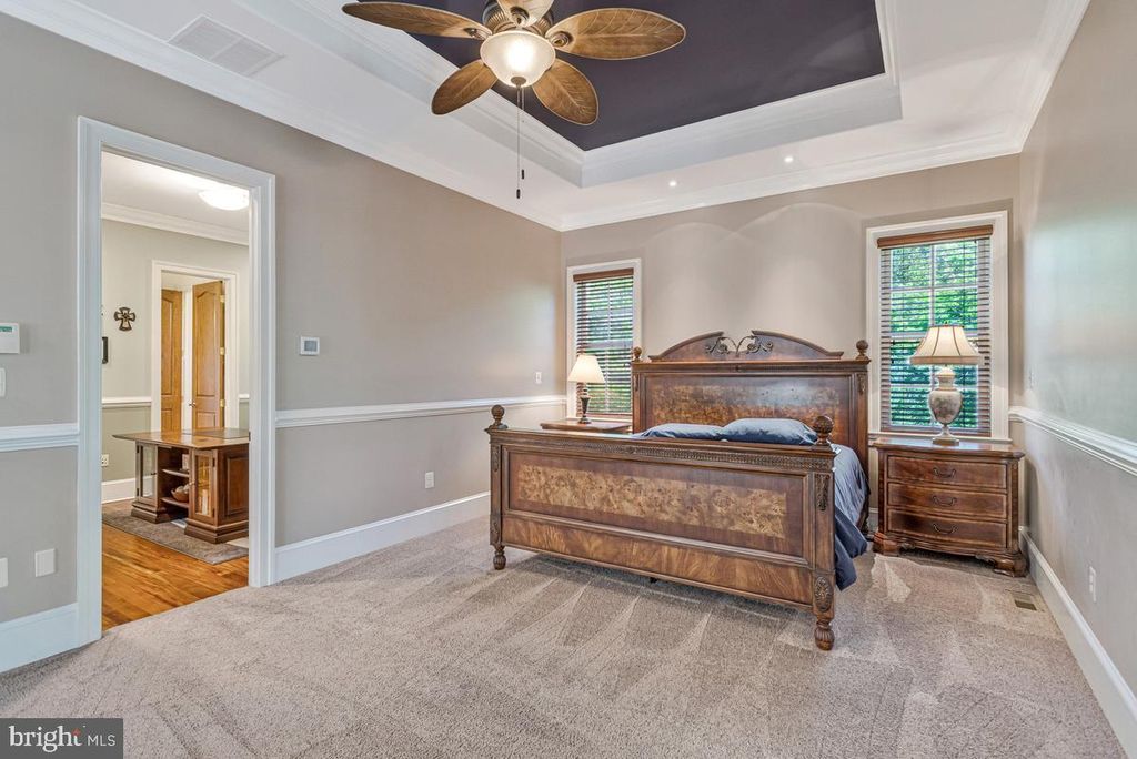 Image 41 of property listing at 7205 S FLINT HILL RD S, Owings, MD 20736