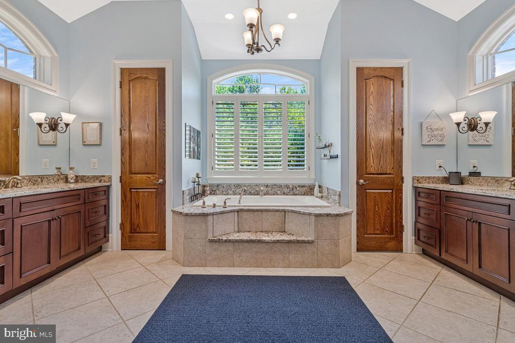 Image 45 of property listing at 7205 S FLINT HILL RD S, Owings, MD 20736