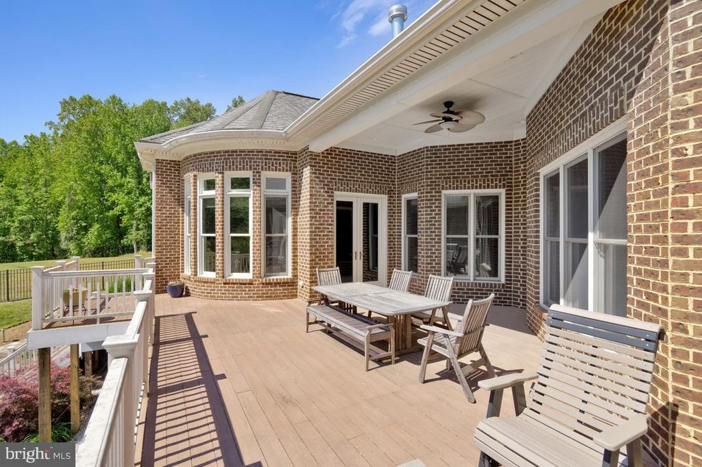Image 69 of property listing at 7205 S FLINT HILL RD S, Owings, MD 20736