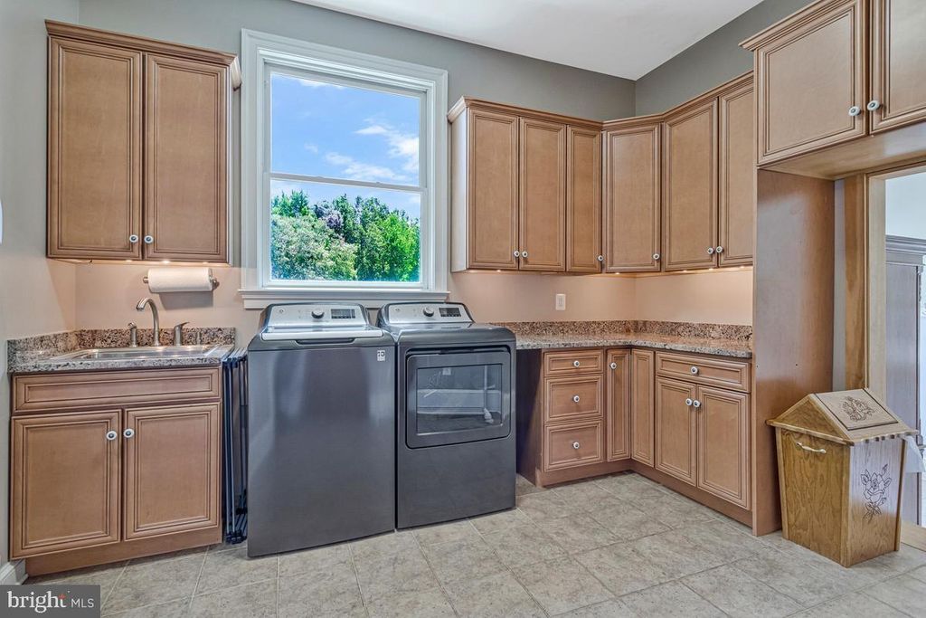 Image 70 of property listing at 7205 S FLINT HILL RD S, Owings, MD 20736