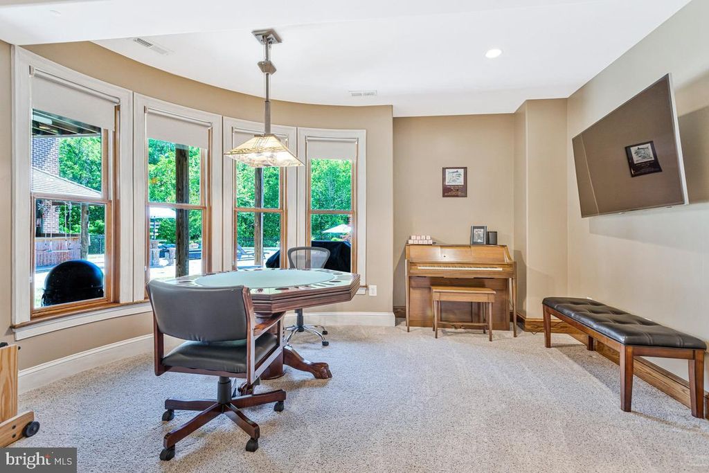Image 86 of property listing at 7205 S FLINT HILL RD S, Owings, MD 20736