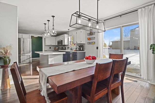 6915 Dominion Drive, Madison, WI 53718