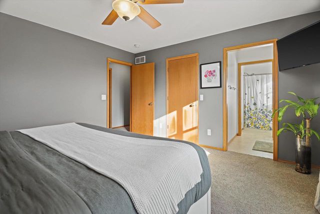 6915 Dominion Drive, Madison, WI 53718