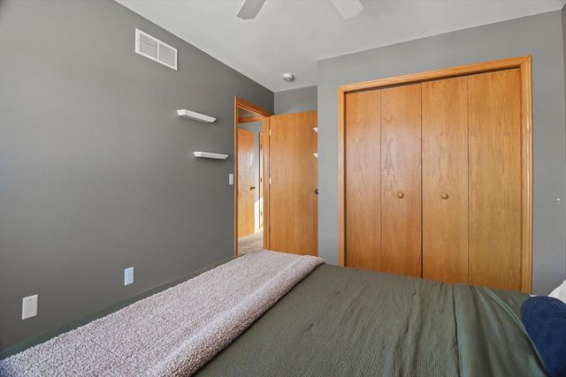 6915 Dominion Drive, Madison, WI 53718