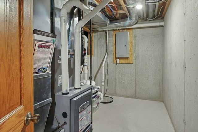 6915 Dominion Drive, Madison, WI 53718