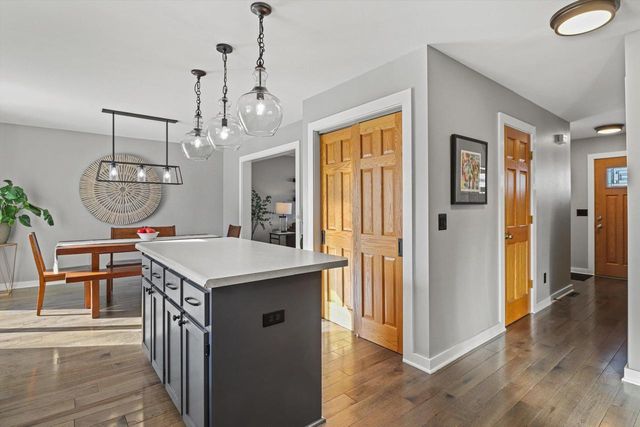 6915 Dominion Drive, Madison, WI 53718