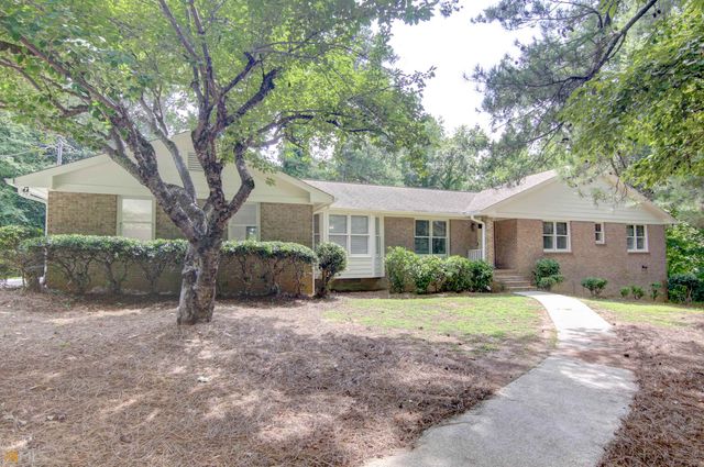 130 Aspen Way Way, Fayetteville, GA 30214