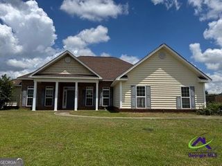 318 Lovorn Circle, Warner Robins, GA 31088