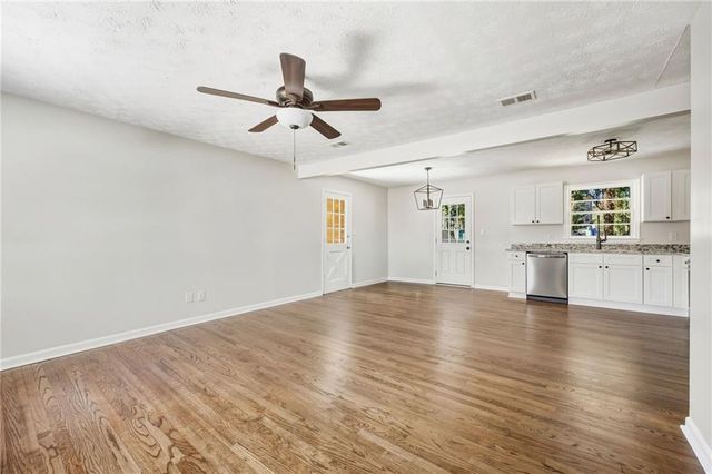 4220 Kent Drive, Powder Springs, GA 30127