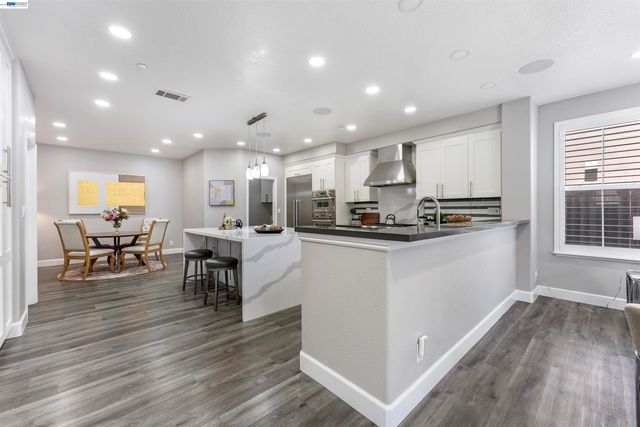 37160 Aleppo Dr, Newark, CA 94560