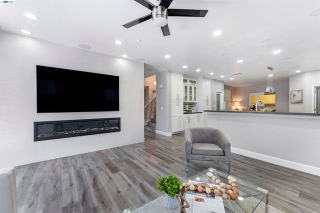 37160 Aleppo Dr, Newark, CA 94560