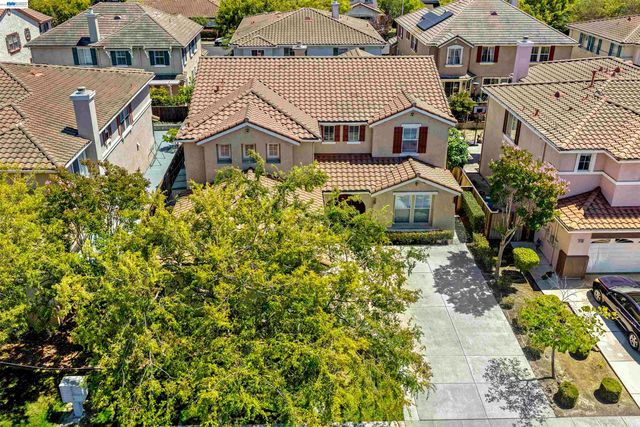 37160 Aleppo Dr, Newark, CA 94560