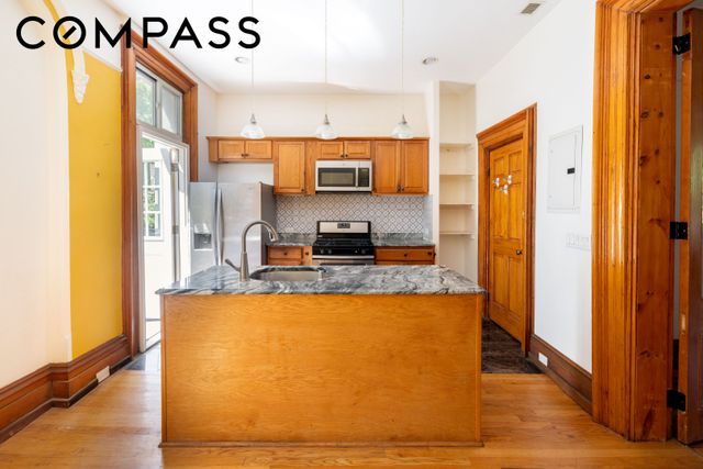 590 Monroe Street, New York City, NY 11221