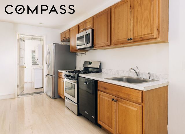 590 Monroe Street, New York City, NY 11221