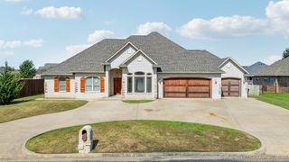 4113 Stonecreek Drive, Muskogee, OK 74403