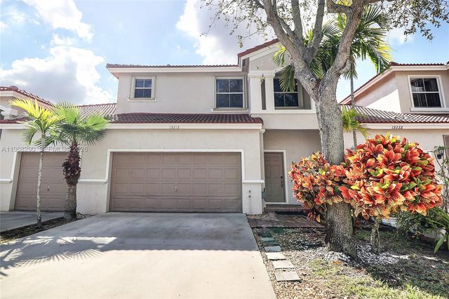 13212 NW 8th St, Pembroke Pines, FL 33028