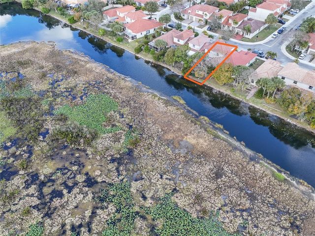 13212 NW 8th St, Pembroke Pines, FL 33028