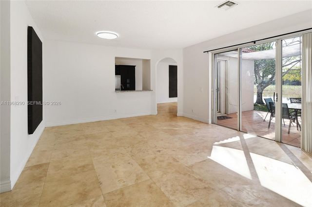 13212 NW 8th St, Pembroke Pines, FL 33028