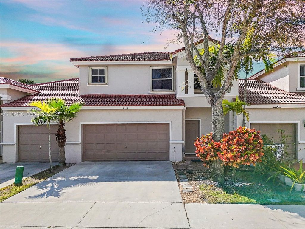 13212 NW 8th St, Pembroke Pines, FL 33028