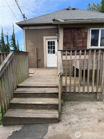 2505 Harrison Avenue, Everett, WA 98201