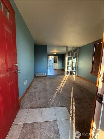 2505 Harrison Avenue, Everett, WA 98201
