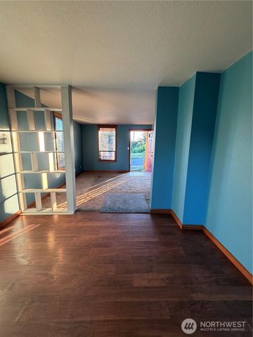 2505 Harrison Avenue, Everett, WA 98201