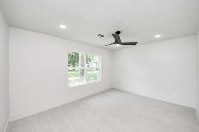 13406 Shady Lane, Old River-winfree, TX 77535