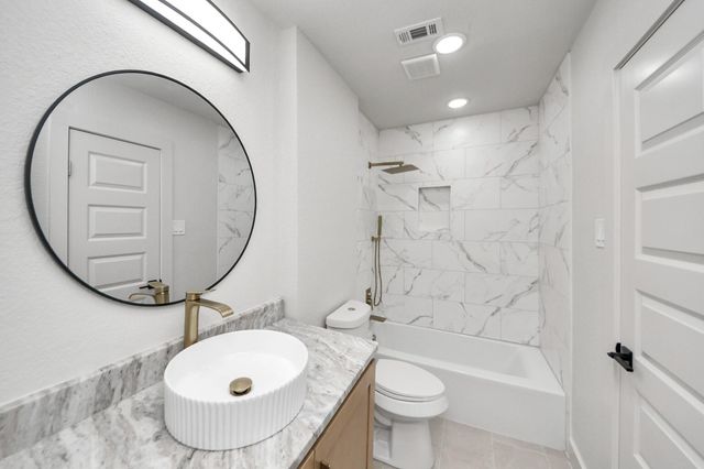 13406 Shady Lane, Old River-winfree, TX 77535