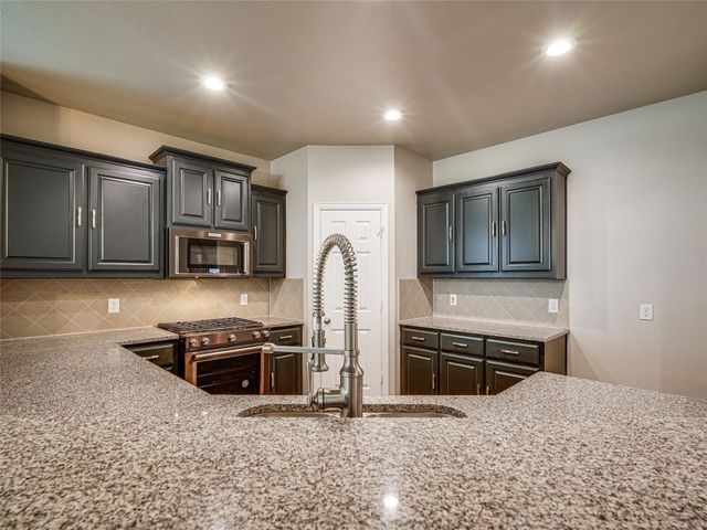 5608 Broad Bay Lane, Fort Worth, TX 76179